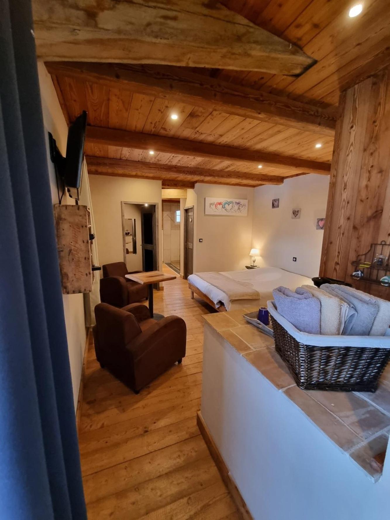 Chambre d'hôtes Le Saint Maurice Truinas Extérieur photo