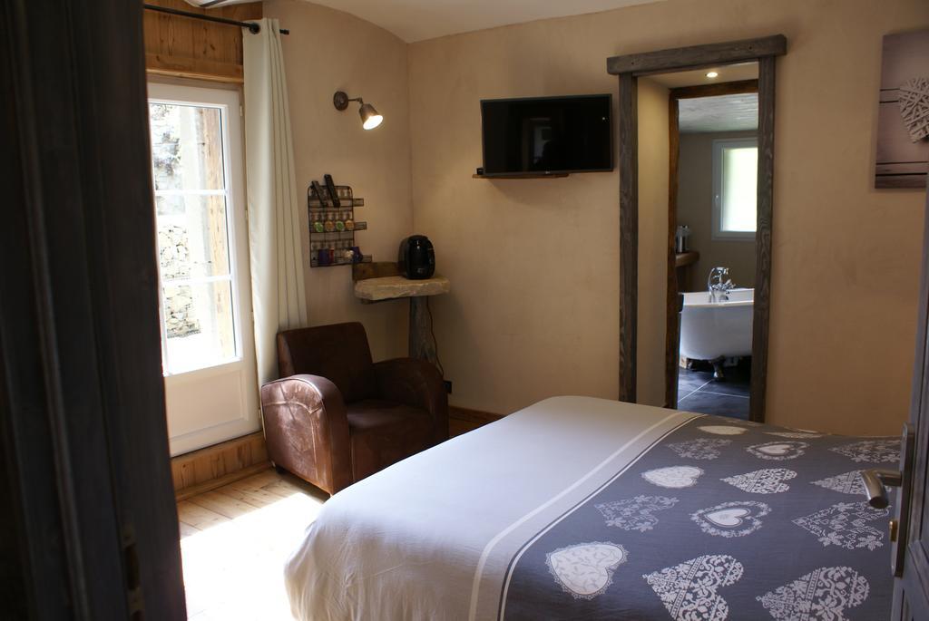 Chambre d'hôtes Le Saint Maurice Truinas Extérieur photo